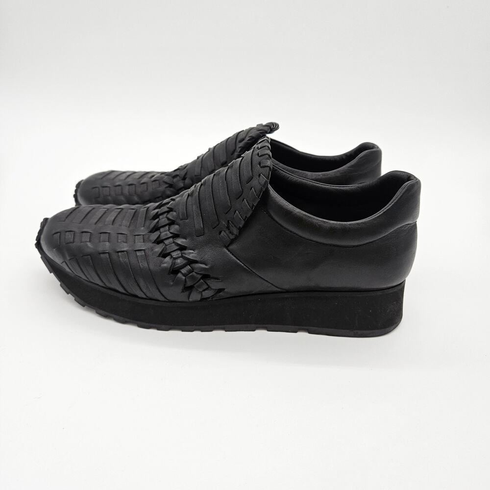 LD Tuttle The Moss Seaker Leather Comfort Sneakers in Black size 39